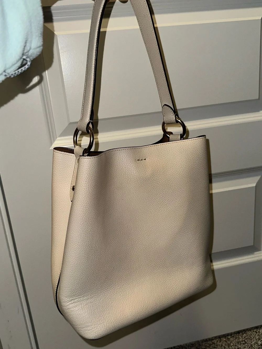 Coach elegant shoulder